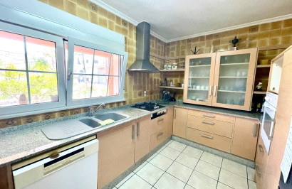 Reventa - Villa independiente - Benijofar - Pueblo