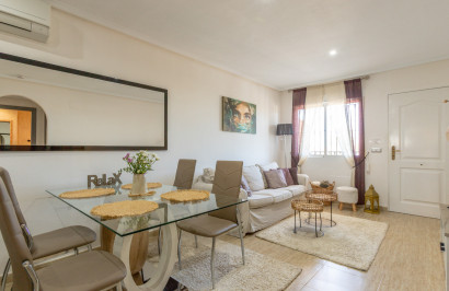 Resale - Apartment / Flat - Orihuela Costa - Villamartín