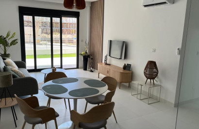 Reventa - Apartamento / Piso - San Miguel de Salinas