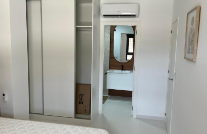 Reventa - Apartamento / Piso - San Miguel de Salinas