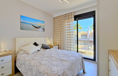 Resale - Apartment / Flat - Pilar de la Horadada - Torre De La Horadada