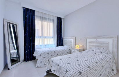 Resale - Apartment / Flat - Pilar de la Horadada - Torre De La Horadada