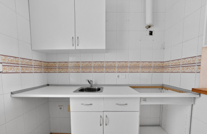 Resale - Apartment / Flat - Torrevieja - El limonar