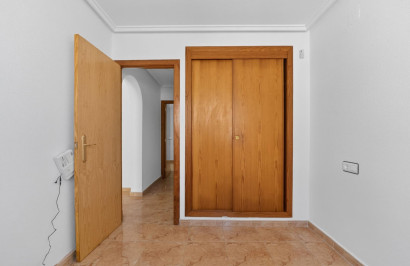 Resale - Apartment / Flat - Torrevieja - El limonar