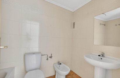 Resale - Apartment / Flat - Torrevieja - El limonar