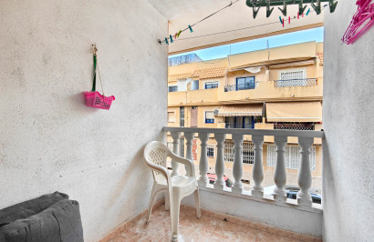 Reventa - Apartamento / Piso - Torrevieja - Centro
