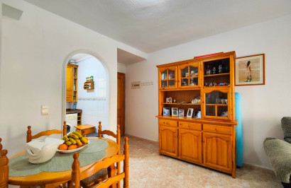 Resale - Apartment / Flat - Torrevieja - Antonio Machado