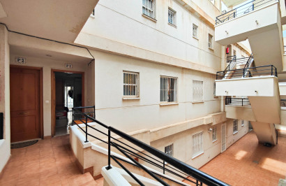 Resale - Apartment / Flat - Torrevieja - Antonio Machado