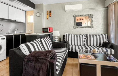 Resale - Apartment / Flat - Torrevieja - Mar Azul