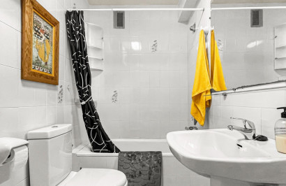 Resale - Apartment / Flat - Torrevieja - Mar Azul