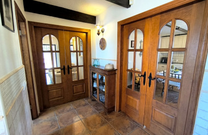 Resale - Finca / Country Property - Albatera
