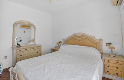 Resale - Apartment / Flat - Torrevieja - La Siesta - El Salado - Torreta