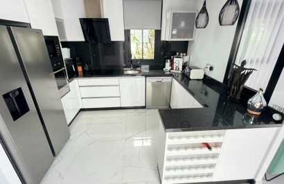 Resale - Detached Villa - Los Montesinos - La Herrada