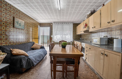Resale - Finca / Country Property - Orihuela - Desamparados-Hurchillo-Torremendo