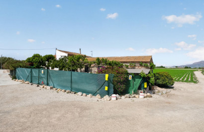 Resale - Finca / Country Property - Orihuela - Desamparados-Hurchillo-Torremendo