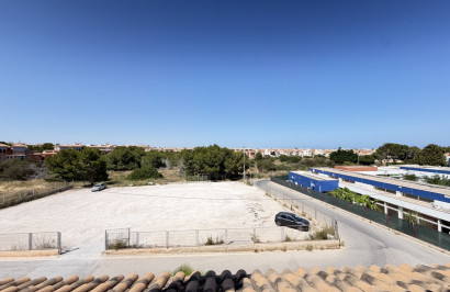 Reventa - Casa de Pueblo - Playa Flamenca