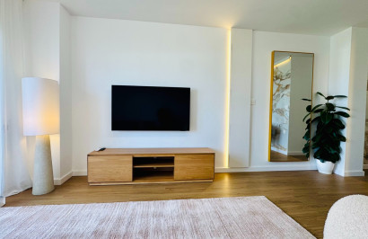 Resale - Apartment / Flat - Torrevieja - Punta Prima