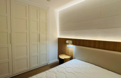 Resale - Apartment / Flat - Torrevieja - Punta Prima