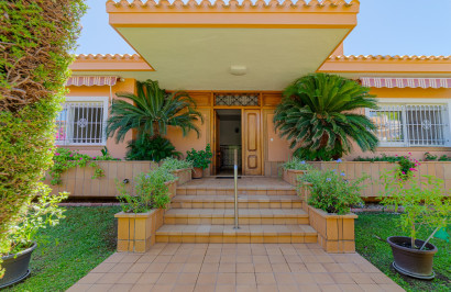 Reventa - Villa independiente - Dehesa de Campoamor - Campoamor
