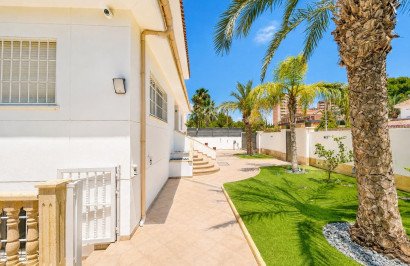 Reventa - Villa independiente - Dehesa de Campoamor - Campoamor