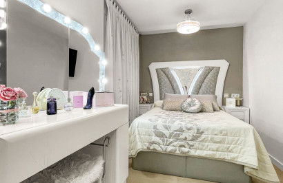 Herverkoop - Appartement / Flat - Torrevieja - Parque las naciones