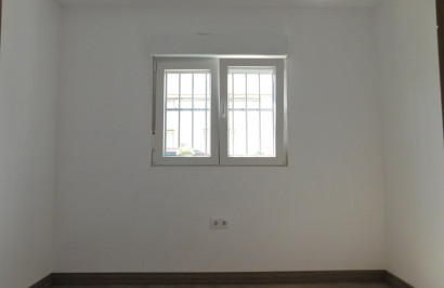 Resale - Town House - San Miguel de Salinas