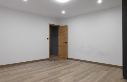 Resale - Town House - San Miguel de Salinas