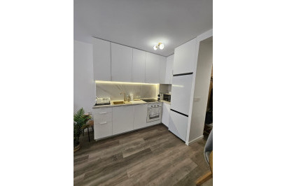 Resale - Apartment / Flat - Torrevieja - Torrevieja Centro