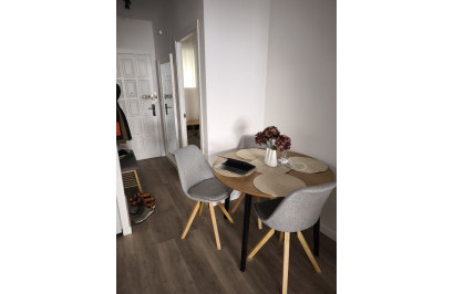 Resale - Apartment / Flat - Torrevieja - Torrevieja Centro