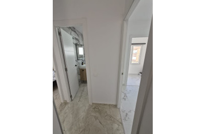 Resale - Apartment / Flat - Torrevieja - Playa del Cura