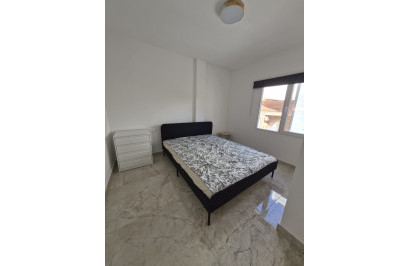 Resale - Apartment / Flat - Torrevieja - Playa del Cura