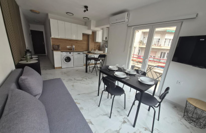 Resale - Apartment / Flat - Torrevieja - Playa del Cura