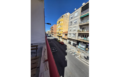 Resale - Apartment / Flat - Torrevieja - Playa del Cura