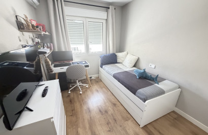 Reventa - Villa independiente - Villamartín