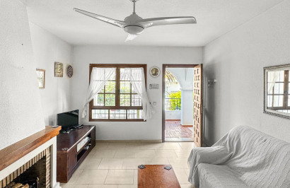Resale - Apartment / Flat - Torrevieja - Nueva Torrevieja - Aguas Nuevas
