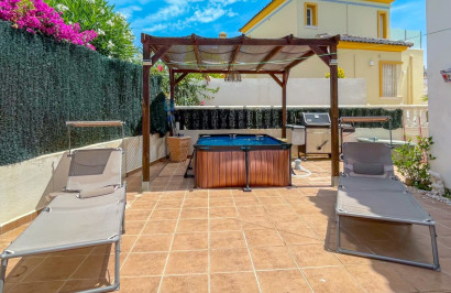 Resale - Town House - Orihuela Costa - La Rioja