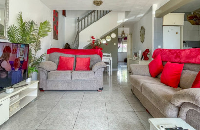 Resale - Town House - Orihuela Costa - La Rioja