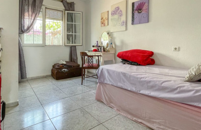 Resale - Town House - Orihuela Costa - La Rioja