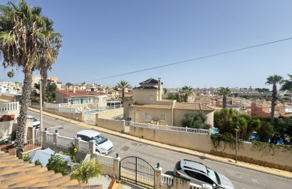 Resale - Detached Villa - Villamartín