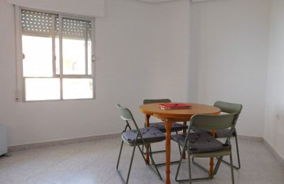 Alquiler a largo plazo - Apartamento / Piso - San Miguel de Salinas - San Miguel Salinas