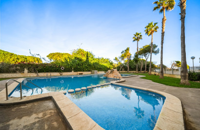 Resale - Apartment / Flat - Torrevieja - La Mata