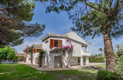 Reventa - Villa independiente - Cabo Roig