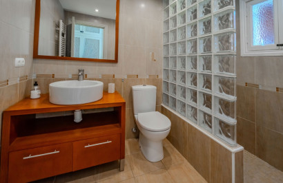Reventa - Villa independiente - Cabo Roig