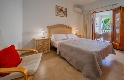 Reventa - Villa independiente - Cabo Roig