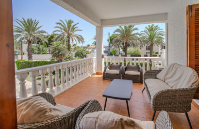 Reventa - Villa independiente - Cabo Roig