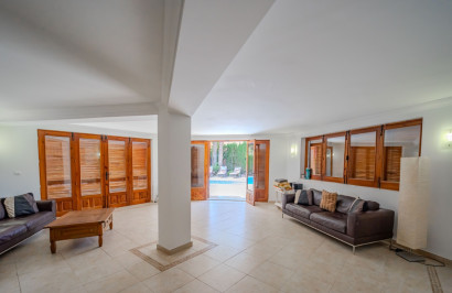 Reventa - Villa independiente - Cabo Roig