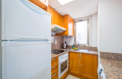 Resale - Apartment / Flat - Torrevieja - Playa de los locos