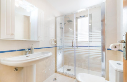 Resale - Apartment / Flat - Torrevieja - Playa de los locos