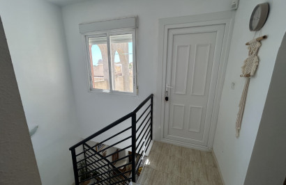 Resale - Apartment / Flat - Orihuela Costa - Villamartín