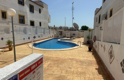 Resale - Apartment / Flat - Orihuela - Entre Naranjos